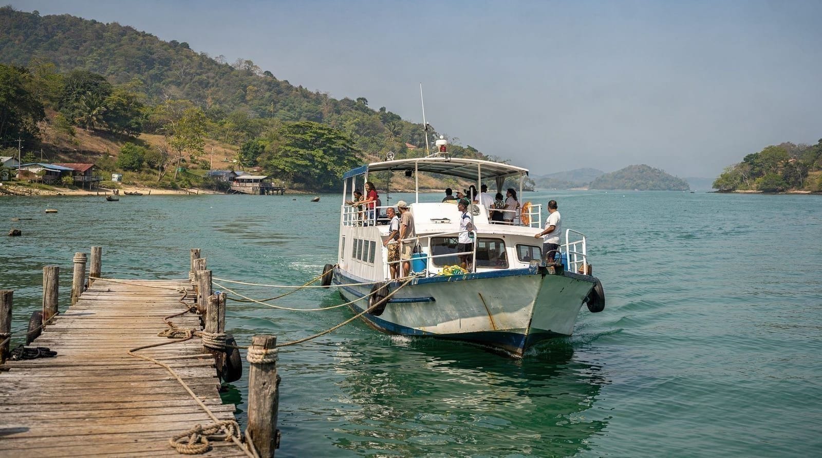 Guia das balsas para as ilhas de Hong Kong — cais, rotas e bilhetes